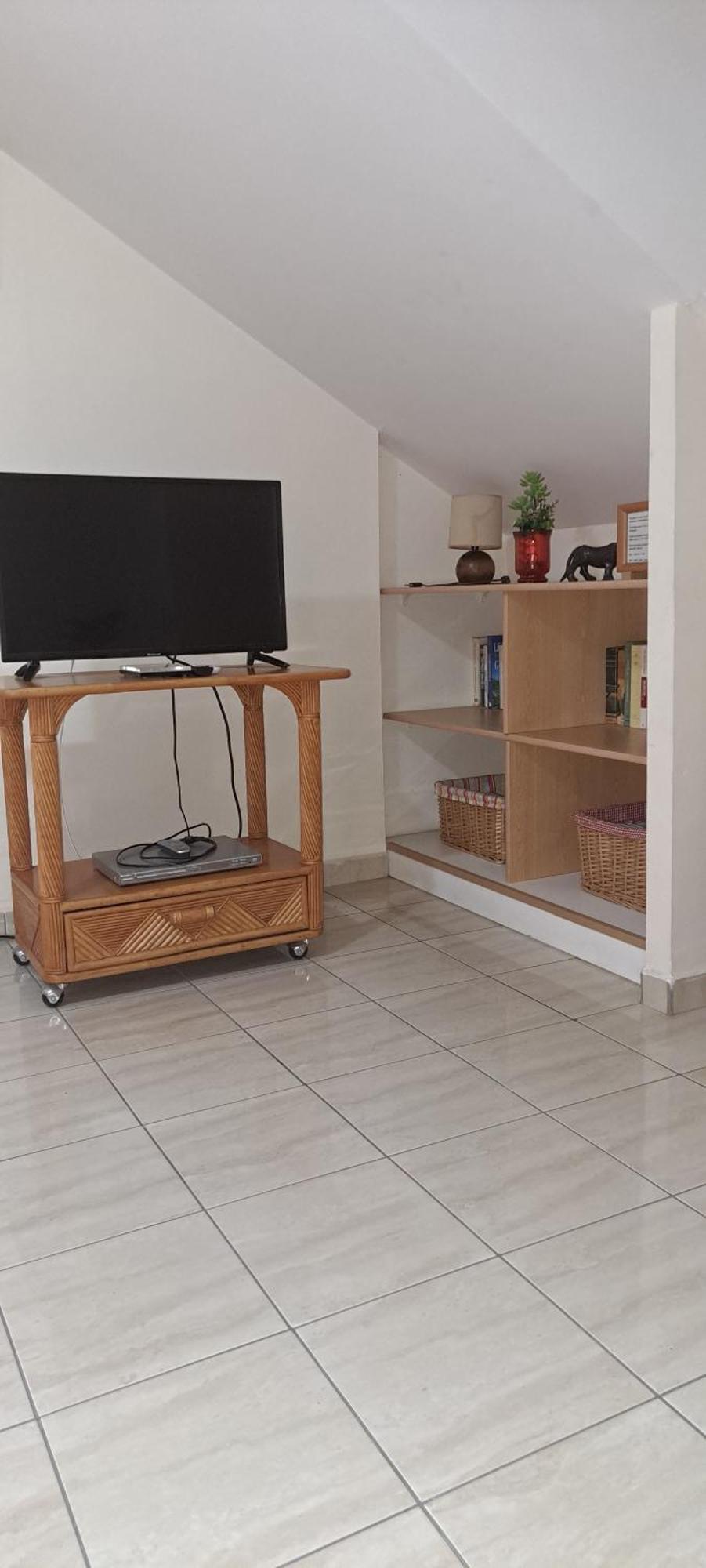 Logement Spacieux Deux Pieces A Baie Mahault Pokoj fotografie